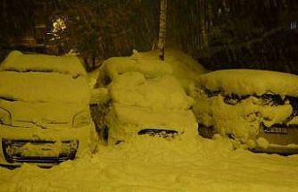Bitlis’te kent merkezi beyaza büründü