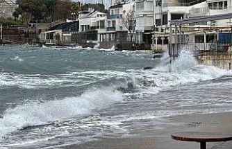 Bodrum’da fırtına 80 kilometre hıza ulaştı