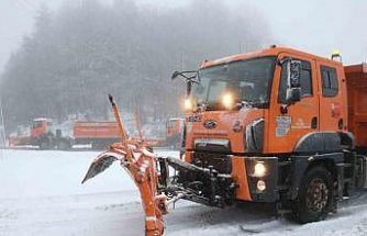 Bolu Dağı beyaza büründü: Kar kalınlığı 10 santimetreye ulaştı