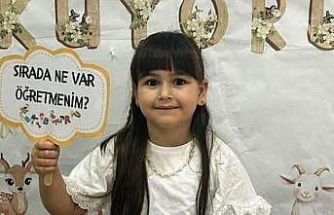 Bu acıya yürek dayanmaz, babası 7 yaşındaki kızının tabutunu taşıdı