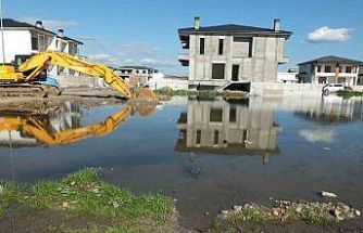 Burhaniye’ de çevre felaketi yaşanıyor