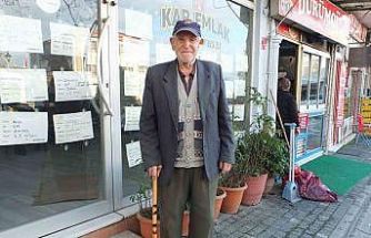 Burhaniye’de 97 yaşındaki Hasan dede ilçenin ayaklı tarihi oldu