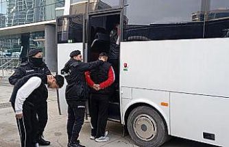 Bursa’da Özel Harekat destekli operasyon: 3 gözaltı