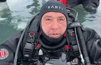 Çıldır Gölü’nde 6 Şubat depremi anısına dalış yaptılar