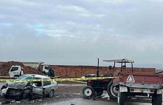Çorum’da traktör otomobille çarpıştı: 1 ölü, 2 yaralı