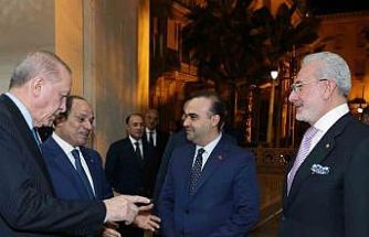 Cumhurbaşkanı Erdoğan’dan Mısır Cumhurbaşkanı es-Sisi’ye Togg hediyesi