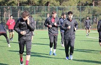 Denizli İdmanyurdu’nda Ayvalıkgücü maçı hazırlıkları devam etti