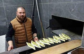 Depremde iş yeri yıkılan esnaf açtığı işletmeyle hayata tutundu