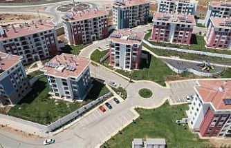 Depremzedeler açıklanan konut fiyatlarını memnuniyetle karşıladı