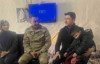 Digor Kaymakamı Kahraman, köylerde vatandaşlarla buluşuyor