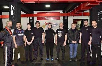 Dünya Yakın Savunma Federasyonu’ndan polislere yakın savunma eğitimi