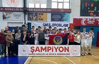 Düzce’de voleybol rüzgarı