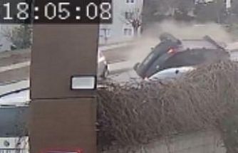 Elazığ’da otomobilin ters döndüğü kazanın görüntüleri ortaya çıktı