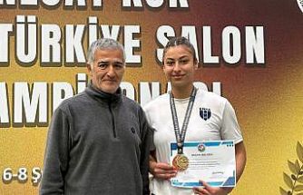 Elazığlı sporcu gülle atmada Türkiye şampiyonu oldu