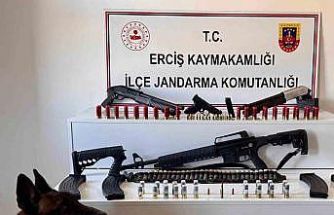 Erciş’te ruhsatsız silah ele geçirildi