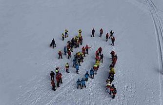 Erciyes’te gerçeği aratmayan çığ tatbikatı