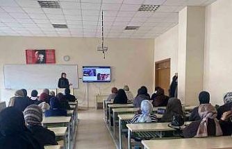 Erzincan emniyeti üniversite öğrencilerini uyuşturucuya karşı bilgilendirdi