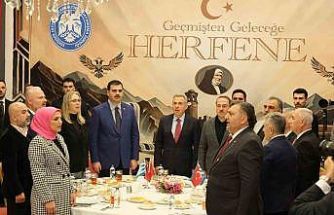 Erzurumlular İzmir’de düzenlenen herfene gecesinde buluştu