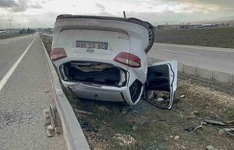 Eskişehir-Sarıcakaya yolunda otomobil takla attı: 5 yaralı