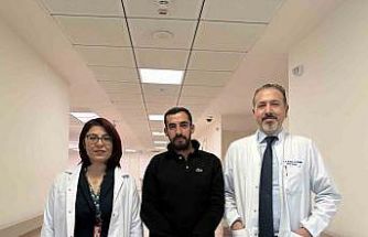 Geçmeyen öksürüğü için gitti, nadir hastalığını öğrendi, 4 ameliyat oldu