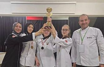 Gedizli kızlardan bölge birinciliği