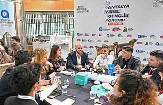 Gençler ‘Antalya Yerel Gençlik Forumu’nda buluştu