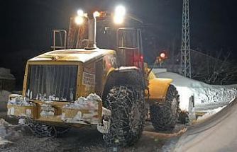 Göksun kırsalında kar mesaisi