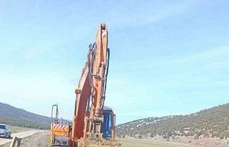 Göle dönen Kuru Ova’daki sular Beyşehir Gölü’ne aktarılıyor