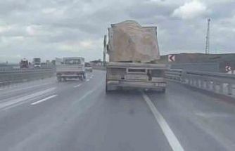 Güvenlik önlemleri alınmadan traverten taşıyan kamyona 25 bin lira ceza kesildi
