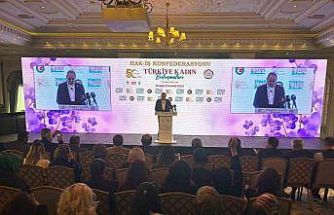 HAK-İŞ’in "Türkiye kadın buluşmaları" programı Van’da düzenlendi