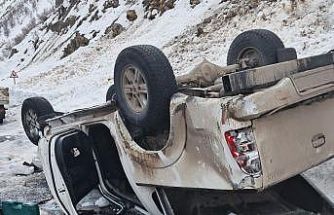 Hakkari’de trafik kazası: 2 yaralı