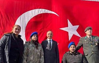 Hatay’da duygulandıran buluşma: Depremzede Beliz, 3 yıldır sakladığı emanetin sahibiyle bir araya geldi