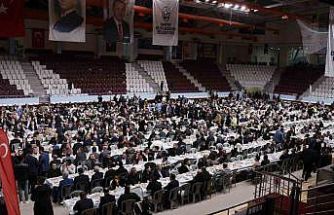 Hataylılar, Hatay Büyükşehir Belediyesi’nin iftar sofrasında buluştu