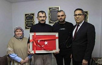 Hayatlar kurtarıp yeni evini depremzede aileye açan maden işçisi: "Felaket olsa yine yardıma koşarım"