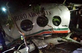 Hindistan’da içerisinde 7 kişinin bulunduğu ambulans uçak düştü