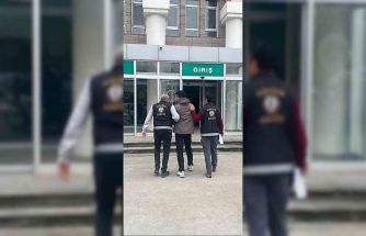 Hırsızlık suçundan aranan şahıs Kuşadası’nda yakalandı