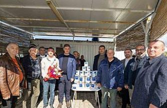 İzmir’de küçük ölçekli balıkçıyla dayanışma eli