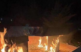 Kahta’da parktaki bank ateşe verildi