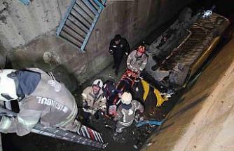 Kartal’da alkollü taksi sürücüsü 5 metrelik dereye uçtu