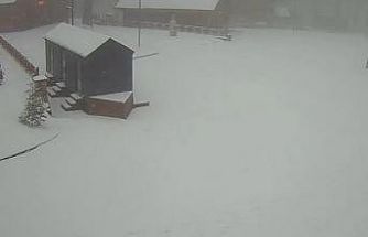 Kartepe’de lapa lapa kar yağıyor