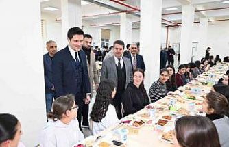 Kaymakam Çakır, fen lisesi öğrencileriyle iftarda buluştu