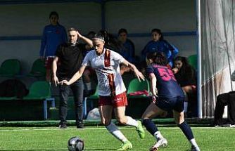 Kayseri Kadın FK evinde hata yapmadı