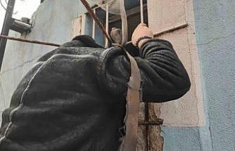 "Kedi bile zor girer" denilen pencereden girdi, sadece iPhone’ları çaldı