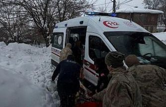 Kemaliye’de toprak kayması: 1 işçi hayatını kaybetti