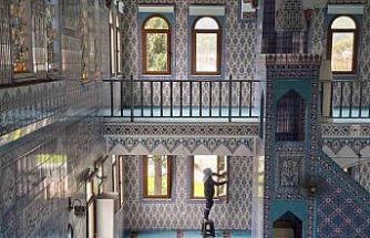 Kemer’de Ramazan öncesi camilerde temizlik yapıldı