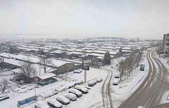 Keşan’da etkili olan kar yağışı nedeniyle taşımalı eğitime 1 gün ara verildi