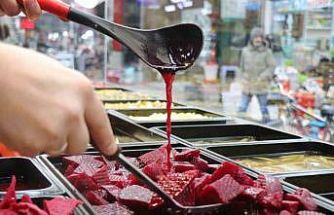 Kış sofralarının renkli lezzeti turşu vatandaştan yoğun ilgi görüyor