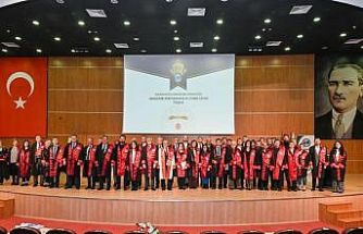 KMÜ’de akademik performans ve cübbe giyme töreni düzenlendi