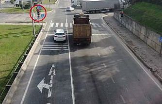 Kurallara uymayan sürücüler dron ile görüntülendi