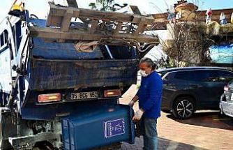 Kuşadası’nda geri dönüştürülebilir atıklar toplandı